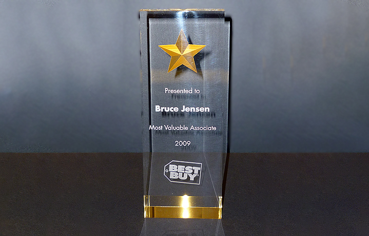 2 7/8 in. x 8 in. Constellation series acrylic award with gold paint filled etched star and mirrored bottom